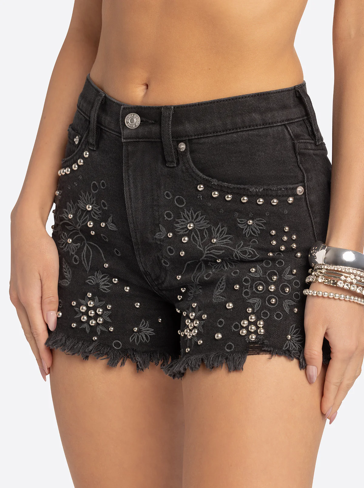 Jessica Simpson 2.0 Patsy Short in Washed Black - Image 4
