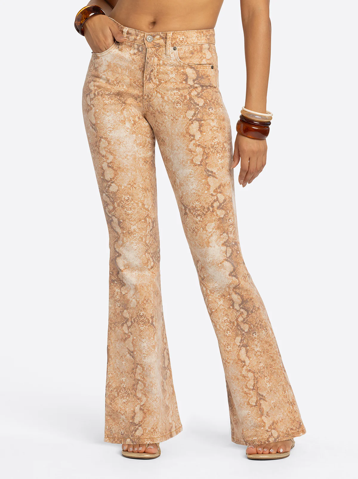 Jessica Simpson 2.0 Stevie Flare Jeans in Snake - Image 2