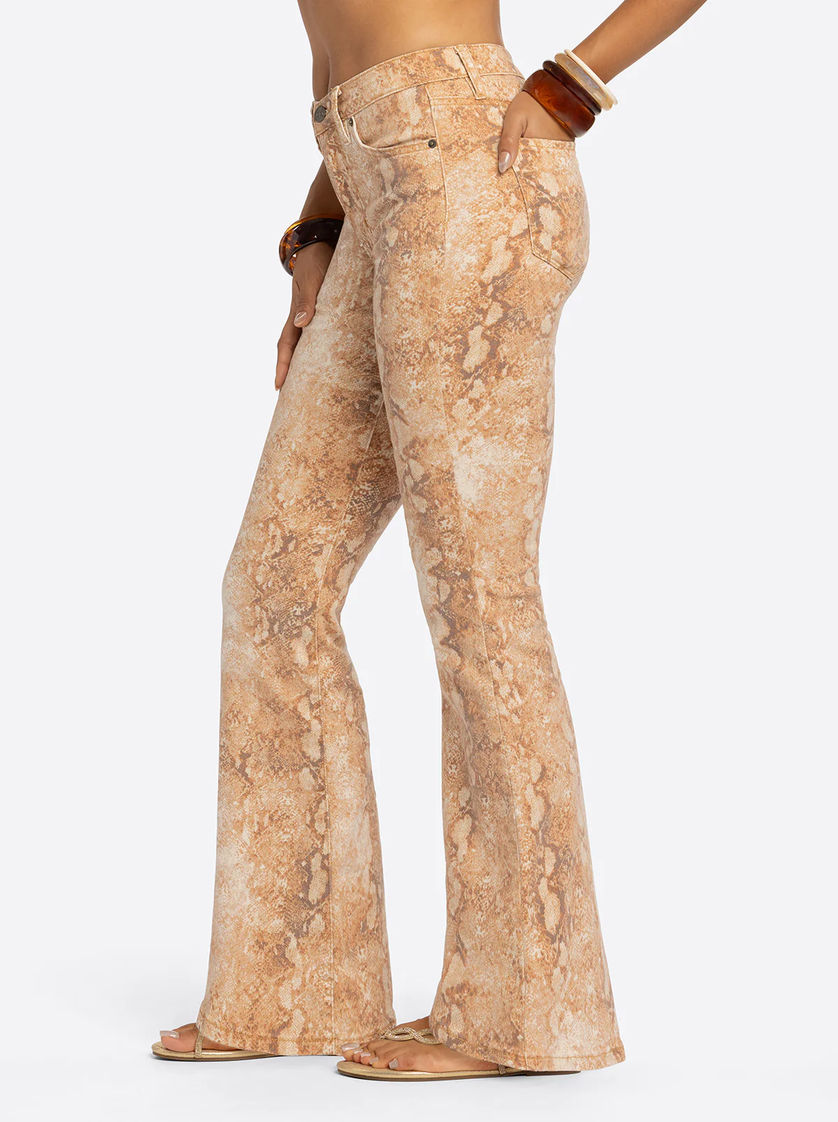 Jessica Simpson 2.0 Stevie Flare Jeans in Snake - Image 3