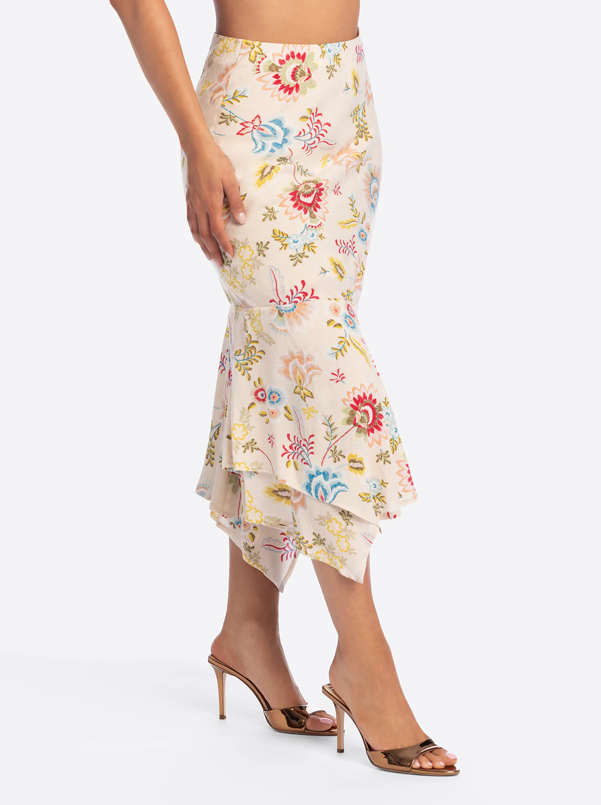 JS Jessica Simpson Nora Bias Skirt in Sandshell Bohemian - Image 3